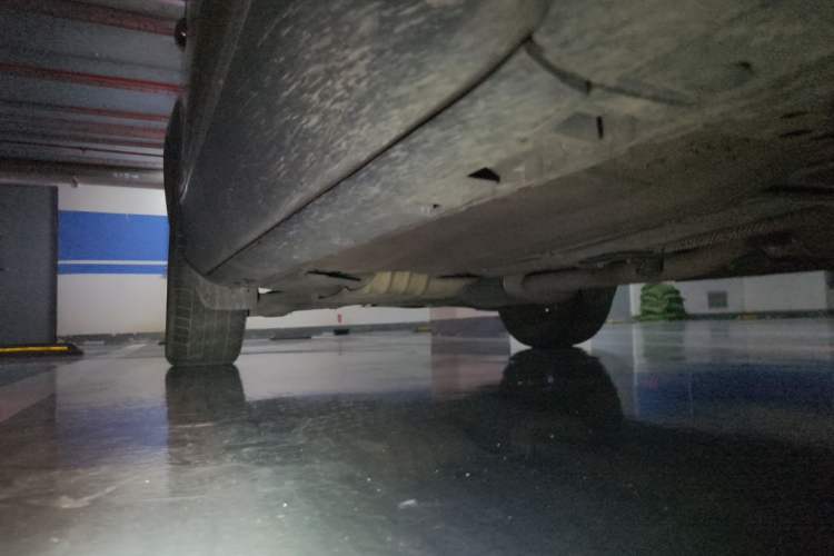 Used Ford Kuga 2015 2.0L GTDi Four-Wheel-Drive Sport Model Chassis Front Right