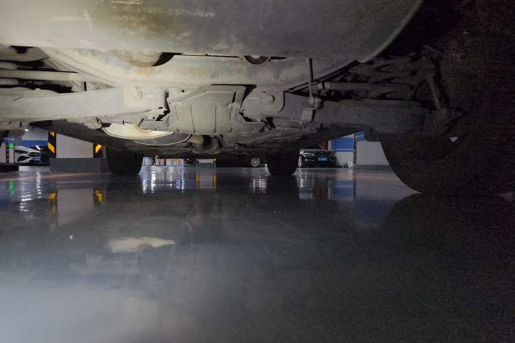 Used Ford Kuga 2015 2.0L GTDi Four-Wheel-Drive Sport Model Chassis Rear