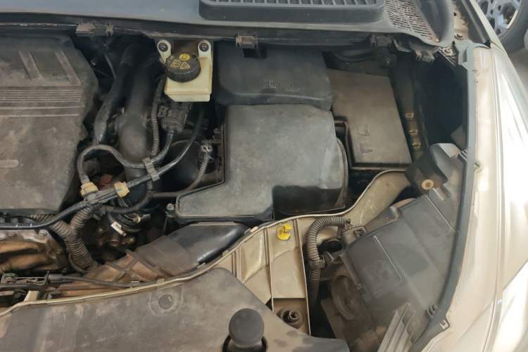 Used Ford Kuga 2015 1.5L GTDi Two-Wheel Drive Fashion Edition Engine Bay Left