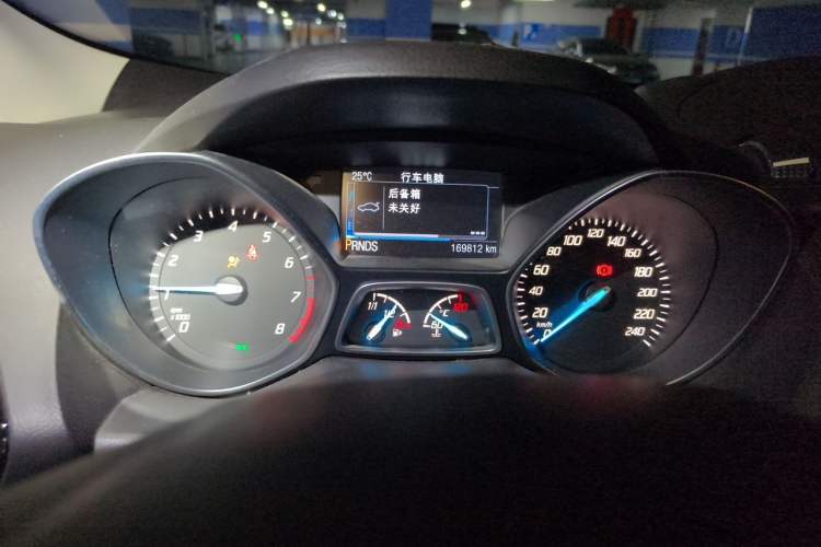 Used Ford Kuga 2015 2.0L GTDi Four-Wheel-Drive Sport Model Instrument Cluster