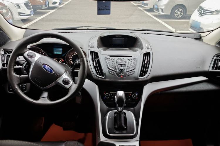 Used Ford Kuga 2015 1.5L GTDi Two-Wheel Drive Fashion Edition Interior 1
