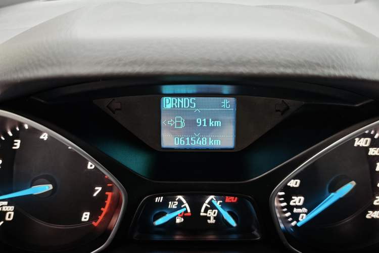 Used Ford Kuga 2015 1.5L GTDi Two-Wheel Drive Fashion Edition Odometer Close Up