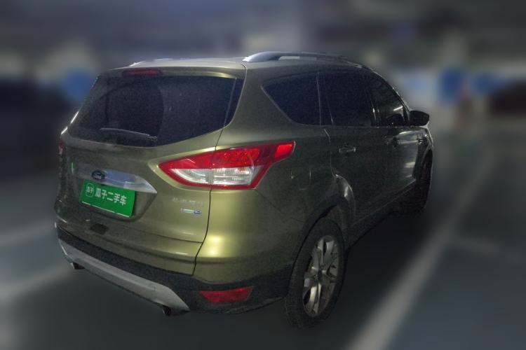Used Ford Kuga 2015 2.0L GTDi Four-Wheel-Drive Sport Model Rear Right 45 Deg