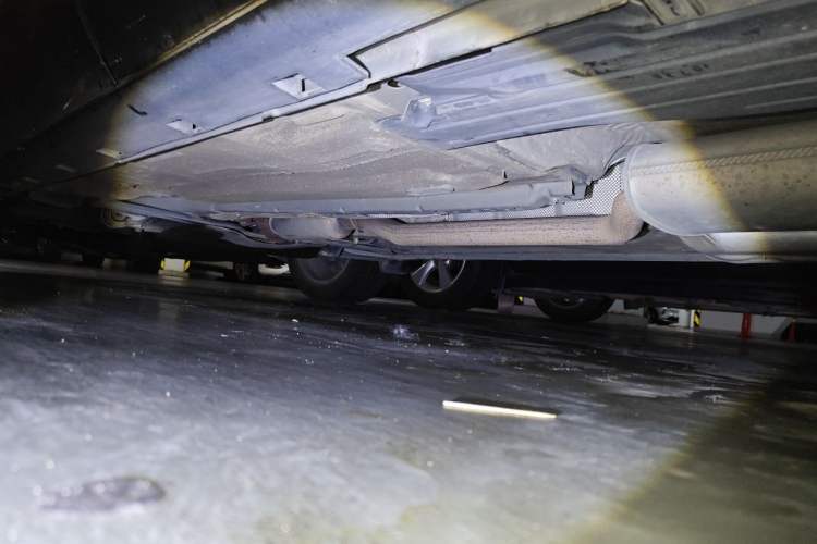 Used Ford Kuga 2015 1.5L GTDi Two-Wheel-Drive Comfort Model Chassis Rear Left