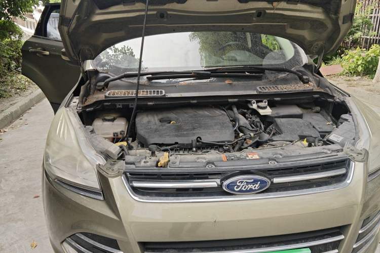 Used Ford Kuga 2015 1.5L GTDi Two-Wheel Drive Fashion Edition Engine Bay Right