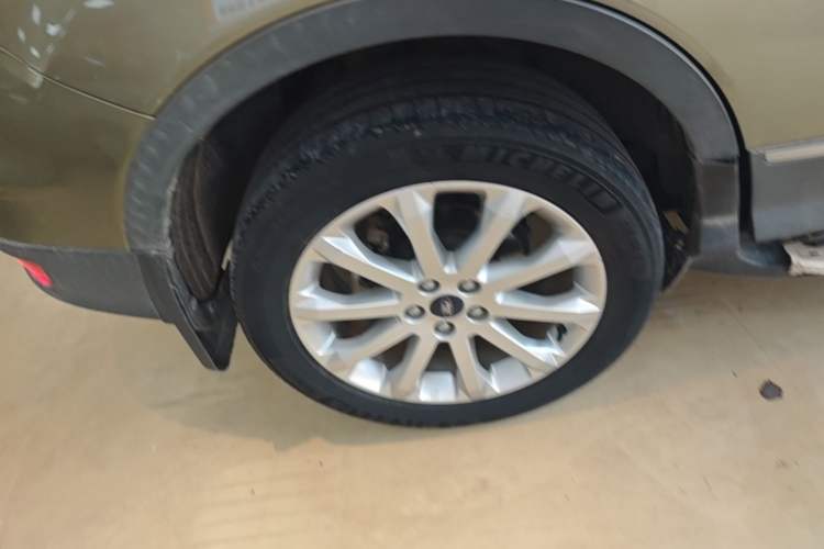 Used Ford Kuga 2015 1.5L GTDi Four-Wheel-Drive Elite Model Exterior 3