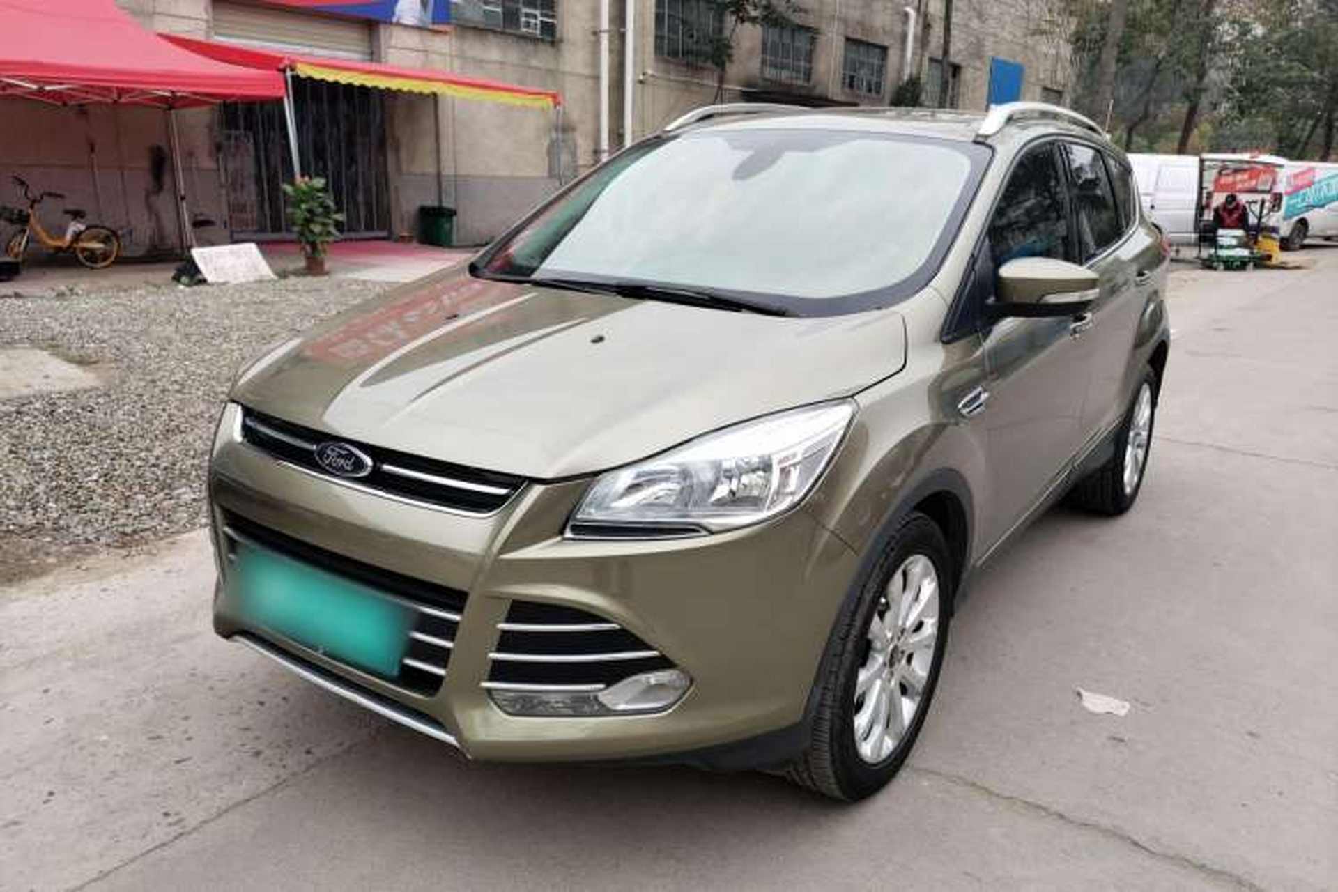 Used Ford Kuga 2015 2.0L GTDi Four-Wheel Drive Elite Model Front Left 45 Deg