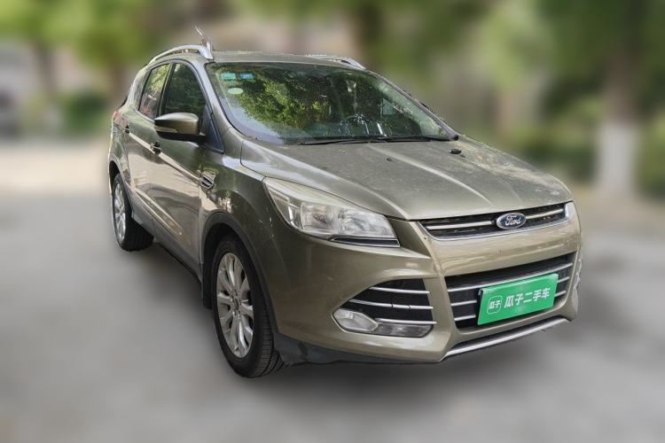 Used Ford Kuga 2015 1.5L GTDi Two-Wheel Drive Fashion Edition Front Right 45 Deg