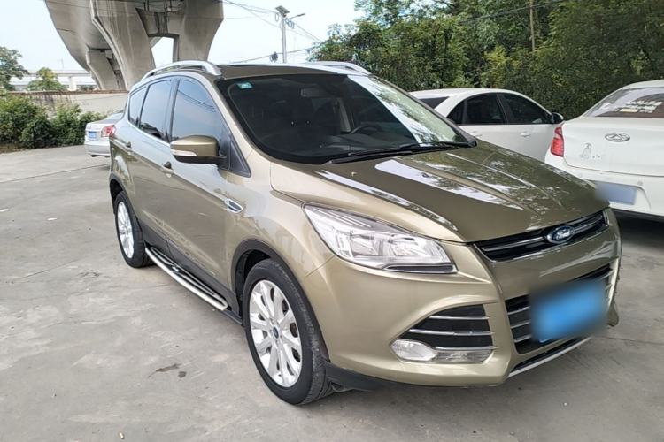 Used Ford Kuga 2015 1.5L GTDi Two-Wheel Drive Fashion Edition Front Right 45 Deg