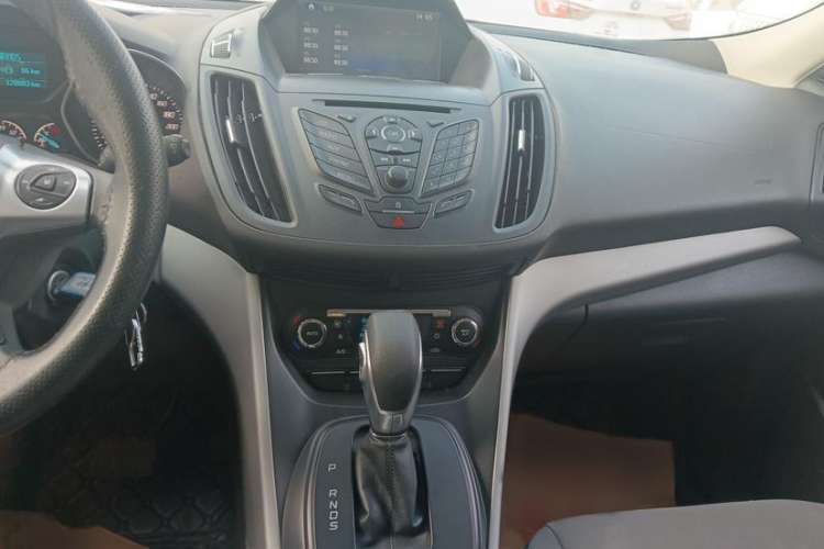 Used Ford Kuga 2015 1.5L GTDi Two-Wheel-Drive Comfort Model Interior 2