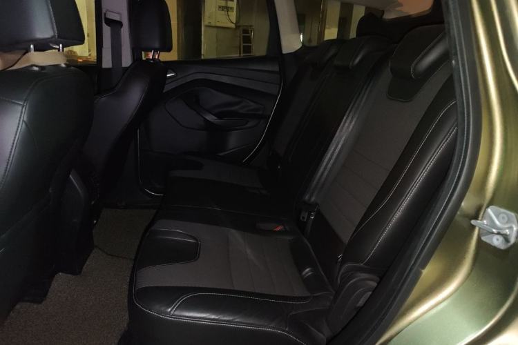 Used Ford Kuga 2015 1.5L GTDi Two-Wheel Drive Fashion Edition Interior 4