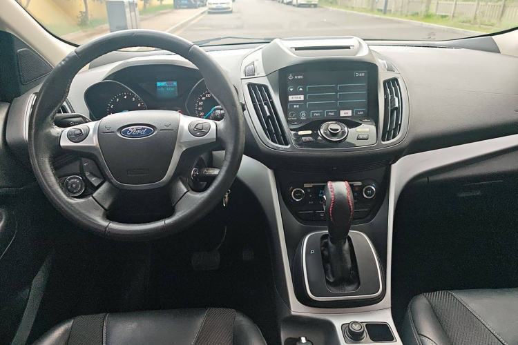 Used Ford Kuga 2015 1.5L GTDi Two-Wheel Drive Fashion Edition Interior 5