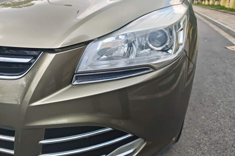 Used Ford Kuga 2015 1.5L GTDi Two-Wheel Drive Fashion Edition Left Front Headlight