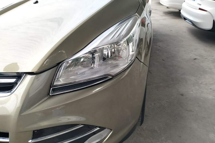 Used Ford Kuga 2015 1.5L GTDi Two-Wheel Drive Fashion Edition Left Front Headlight