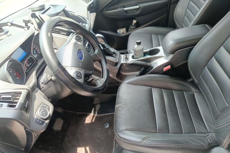 Used Ford Kuga 2015 2.0L GTDi Four-Wheel Drive Prestige Model Left Front Seat