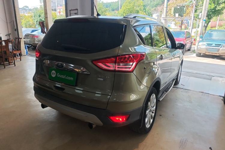 Used Ford Kuga 2015 1.5L GTDi Four-Wheel-Drive Elite Model Rear Right 45 Deg