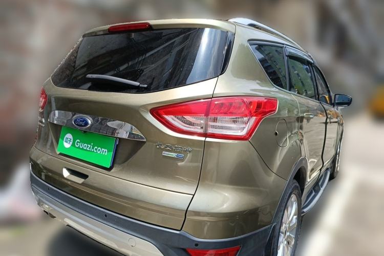 Used Ford Kuga 2015 2.0L GTDi Four-Wheel Drive Prestige Model Rear Right 45 Deg
