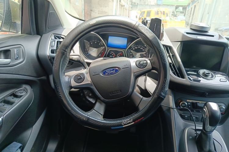 Used Ford Kuga 2015 2.0L GTDi Four-Wheel Drive Prestige Model Steering Wheel