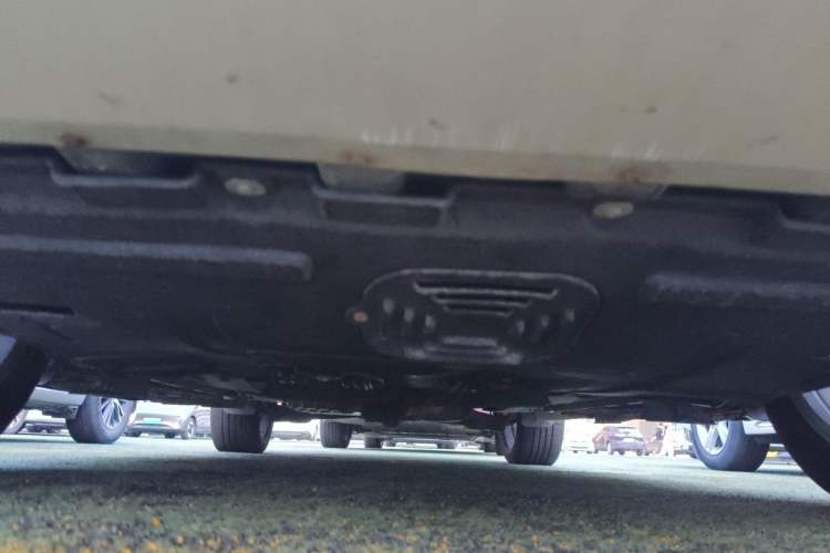 Used Ford Kuga 2015 1.5L GTDi Two-Wheel-Drive Comfort Model Chassis Front