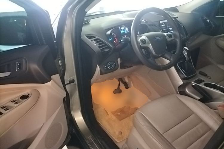 Used Ford Kuga 2015 1.5L GTDi Four-Wheel-Drive Elite Model Driver Seat