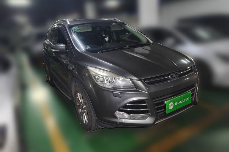 Used Ford Kuga 2015 2.0L GTDi Four-Wheel Drive Prestige Model Front Right 45 Deg