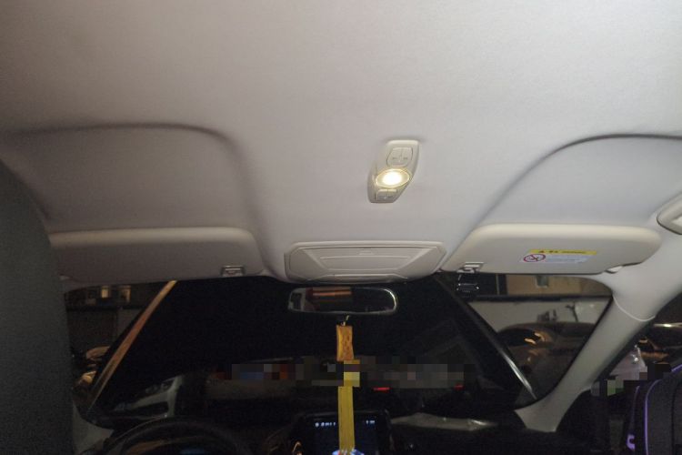 Used Ford Kuga 2015 1.5L GTDi Two-Wheel-Drive Comfort Model Headliner