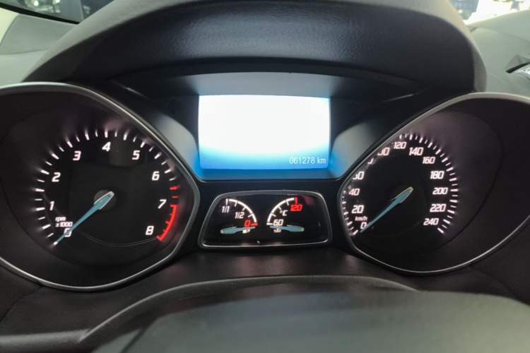Used Ford Kuga 2015 2.0L GTDi Four-Wheel Drive Prestige Model Instrument Cluster