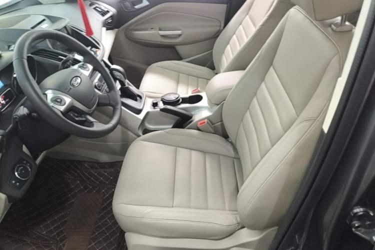 Used Ford Kuga 2015 2.0L GTDi Four-Wheel Drive Prestige Model Left Front Seat