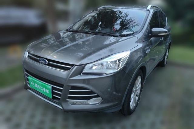 Used Ford Kuga 2015 2.0L GTDi Four-Wheel-Drive Sport Model