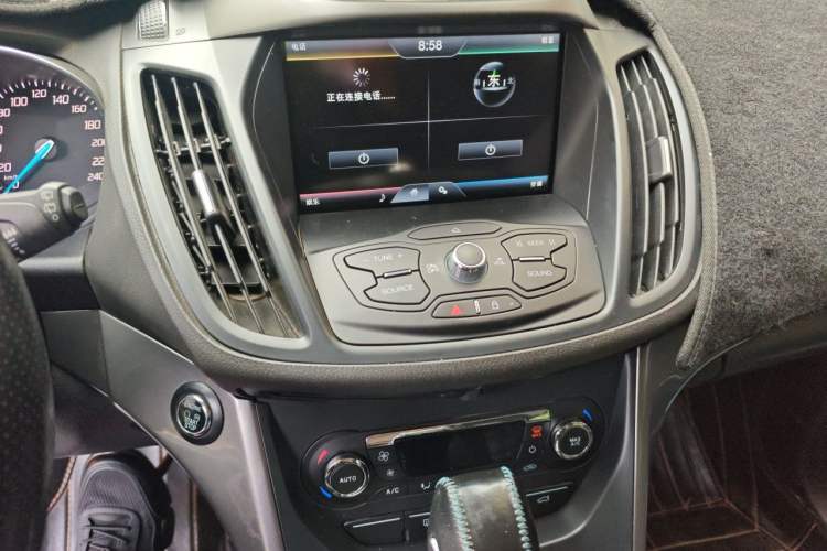 Used Ford Kuga 2015 1.5L GTDi Four-Wheel-Drive Elite Model Audio And AC Panel