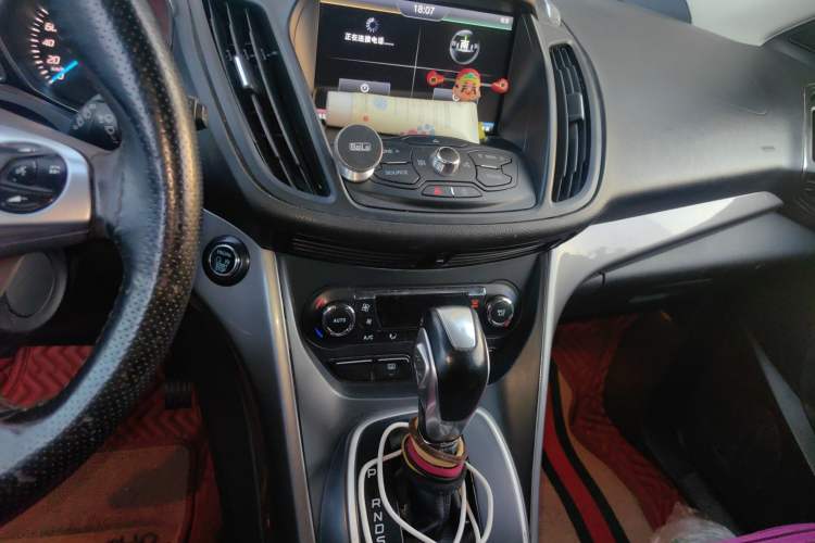 Used Ford Kuga 2015 1.5L GTDi Four-Wheel-Drive Elite Model Audio And AC Panel