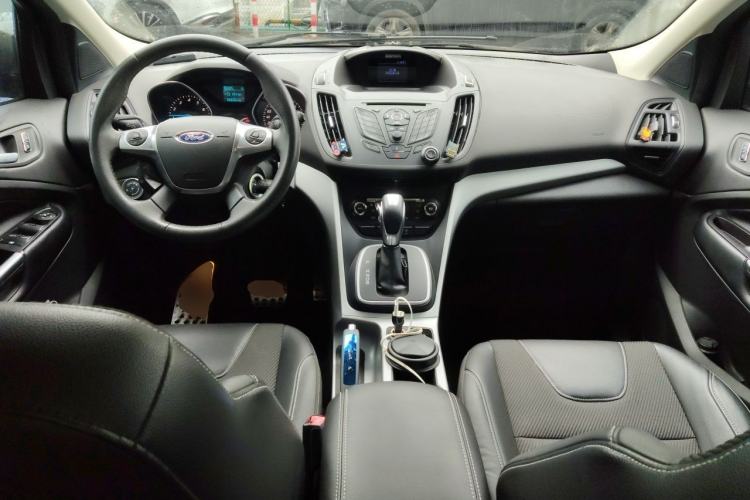Used Ford Kuga 2015 1.5L GTDi Two-Wheel Drive Fashion Edition Center Console