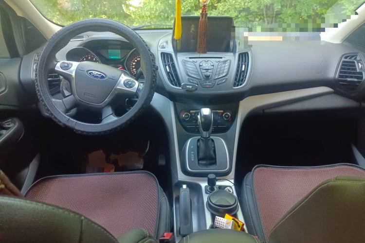 Used Ford Kuga 2015 1.5L GTDi Two-Wheel Drive Fashion Edition Center Console