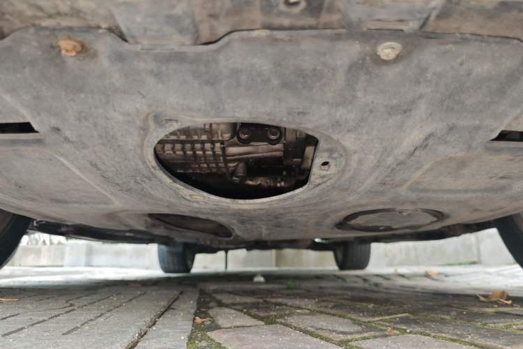 Used Ford Kuga 2015 1.5L GTDi Four-Wheel-Drive Elite Model Chassis Front
