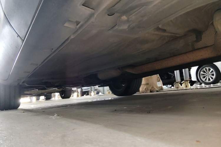 Used Ford Kuga 2015 1.5L GTDi Two-Wheel-Drive Comfort Model Chassis Rear Left