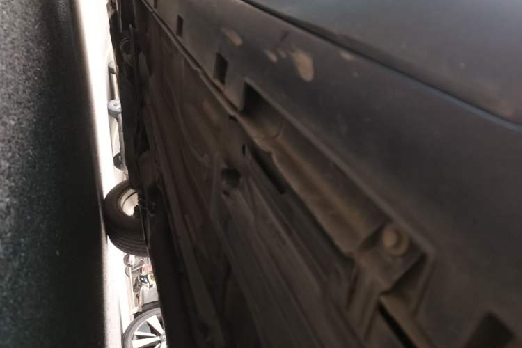 Used Ford Kuga 2015 1.5L GTDi Two-Wheel-Drive Comfort Model Chassis Rear Left