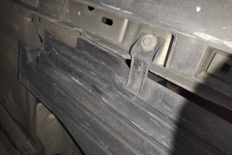 Used Ford Kuga 2015 1.5L GTDi Two-Wheel-Drive Comfort Model Chassis Rear Left