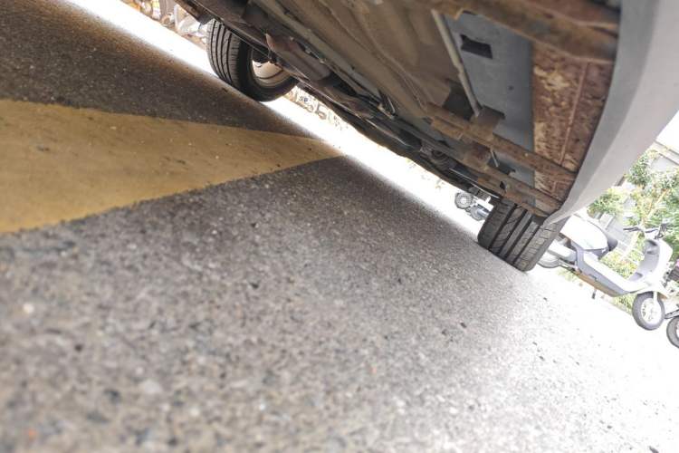 Used Ford Kuga 2015 2.0L GTDi Four-Wheel-Drive Sport Model Chassis Rear Right