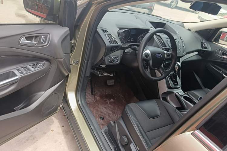 Used Ford Kuga 2015 1.5L GTDi Two-Wheel Drive Fashion Edition Driver Seat