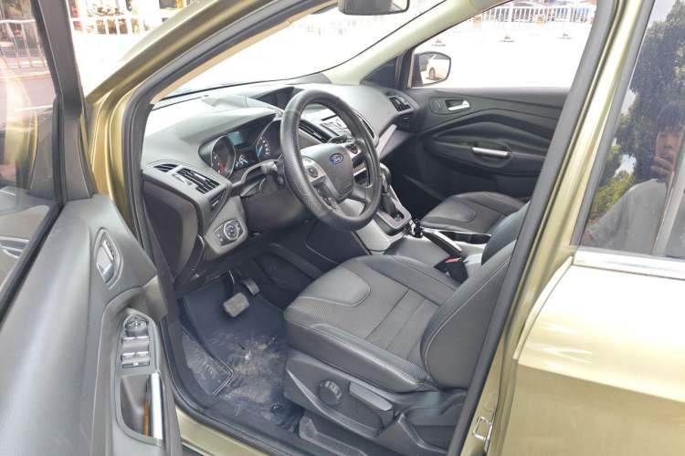 Used Ford Kuga 2015 1.5L GTDi Two-Wheel Drive Fashion Edition Driver Seat