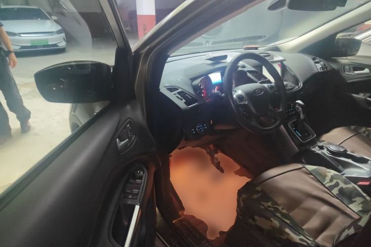 Used Ford Kuga 2015 2.0L GTDi Four-Wheel Drive Elite Model Driver Seat