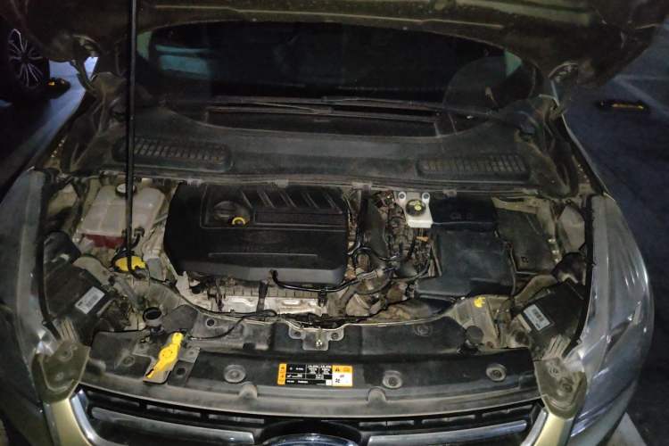 Used Ford Kuga 2015 1.5L GTDi Four-Wheel-Drive Elite Model Engine Bay