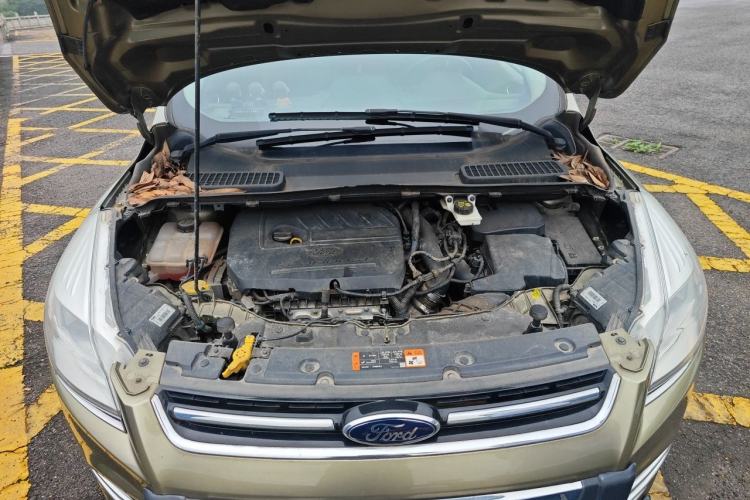 Used Ford Kuga 2015 1.5L GTDi Two-Wheel Drive Fashion Edition Engine Bay