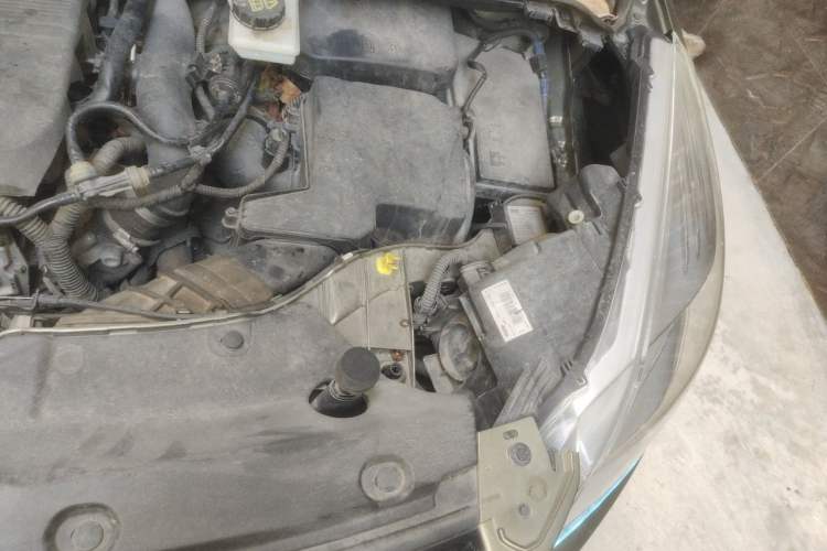 Used Ford Kuga 2015 1.5L GTDi Two-Wheel Drive Fashion Edition Engine Bay Left