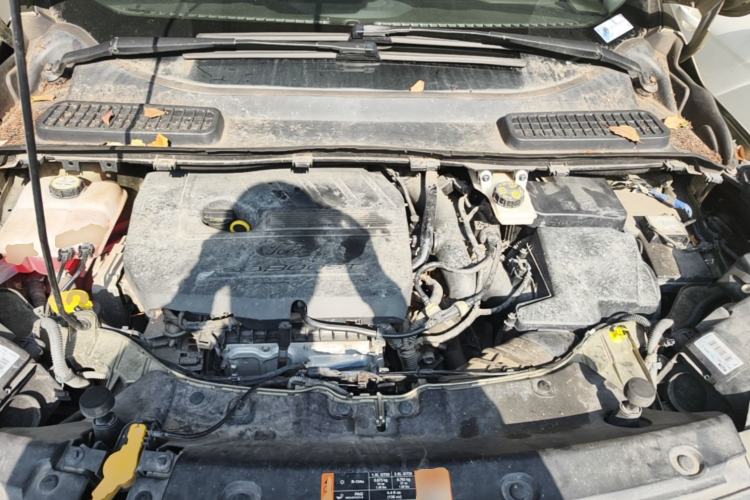 Used Ford Kuga 2015 1.5L GTDi Two-Wheel Drive Fashion Edition Engine Bay