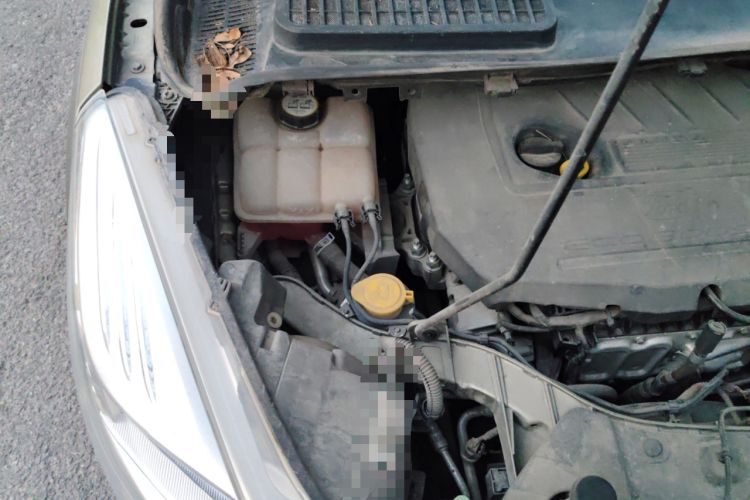 Used Ford Kuga 2015 1.5L GTDi Two-Wheel Drive Fashion Edition Engine Bay Right