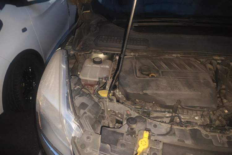 Used Ford Kuga 2015 1.5L GTDi Two-Wheel Drive Fashion Edition Engine Bay Right