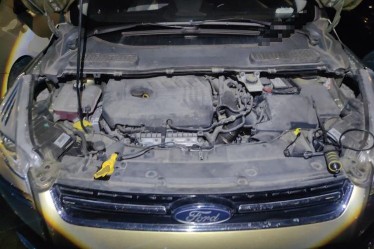 Used Ford Kuga 2015 1.5L GTDi Four-Wheel-Drive Elite Model Engine Bay