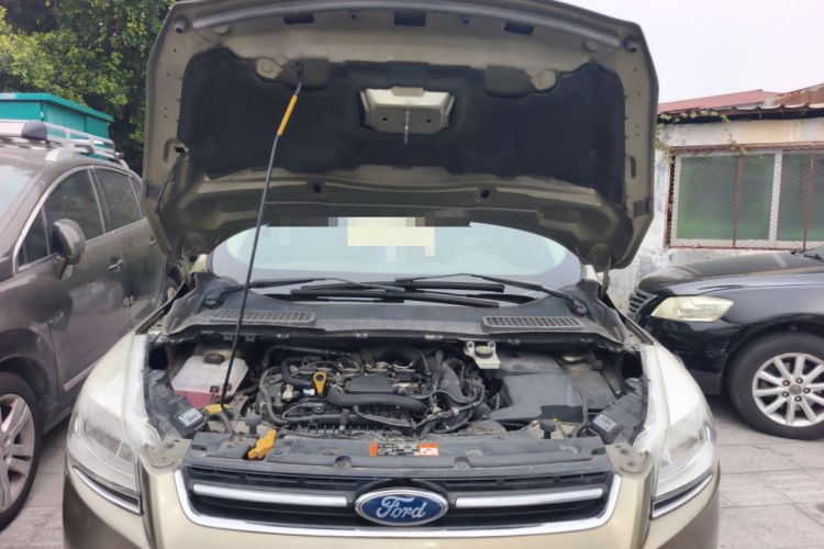 Used Ford Kuga 2015 1.5L GTDi Two-Wheel Drive Fashion Edition Engine Bay