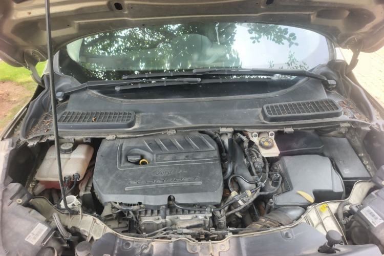 Used Ford Kuga 2015 1.5L GTDi Two-Wheel Drive Fashion Edition Engine Bay
